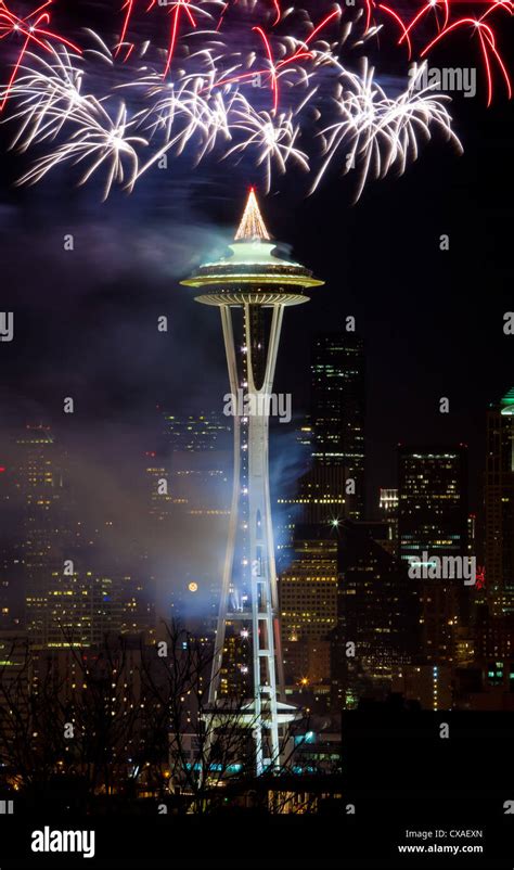 Seattle New Years Eve 2024 Fireworks - Sofie Eleanore