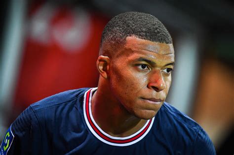 Manchester United : objectif Kylian Mbappé en 2022 — foot11.com