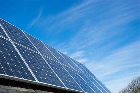 Better Buy in Solar: Vivint Solar or Sunrun? | The Motley Fool