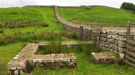 Walking Holidays UK | 6 Day Hadrian's Wall | Hiking Vacation