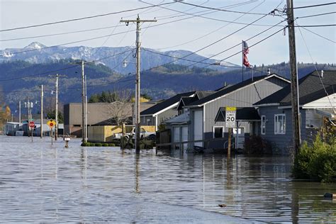 Flood watches issued in Northwest as some urged to evacuate | AP News