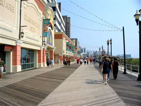 Atlantic City Boardwalk - Corel Discovery Center