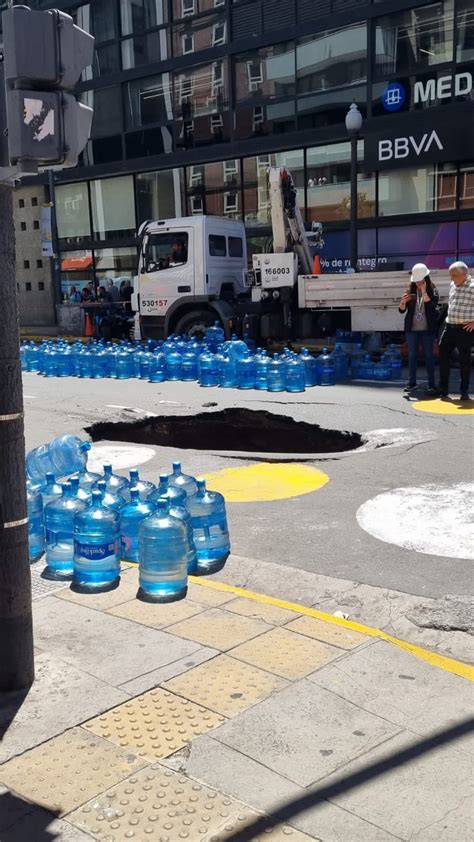 espectaculares las obras publicas del estado presente en la avenida cordoba, ojo las obras ...