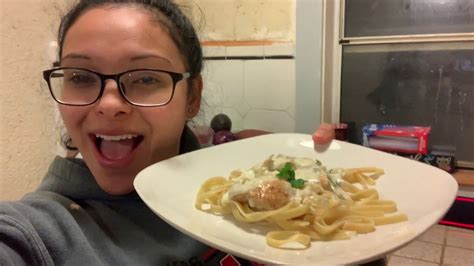 Cook W/ Me Olive Garden Fettuccine Alfredo 🤤 - YouTube