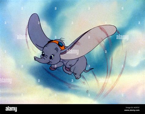 DUMBO, Dumbo flying, 1941 Stock Photo - Alamy