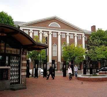 Harvard campus buildings evacuated after bomb threat - Rediff.com India News