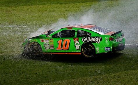 Danica Patrick crash at Daytona | Nascar, Nascar racing, Danica patrick