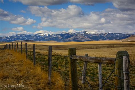 Along Montana Highway 200... | Ranch fence leading to the Ro… | Flickr