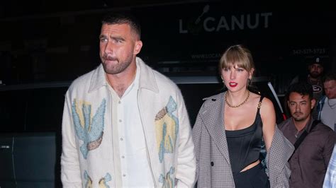 Taylor Swift and Travis Kelce's Date Night Included a Surprise Appearance on "Saturday Night ...