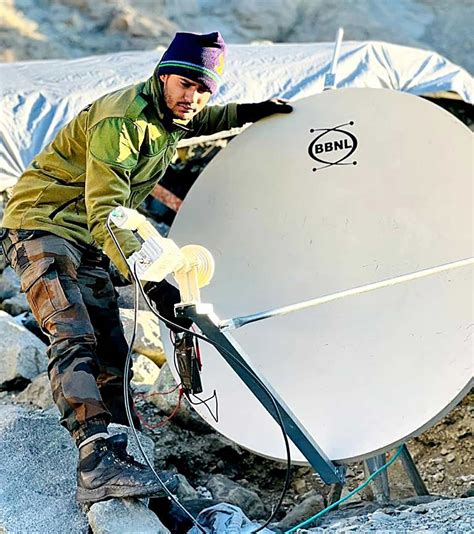 Army Gets Internet On Siachen Glacier! - Rediff.com India News