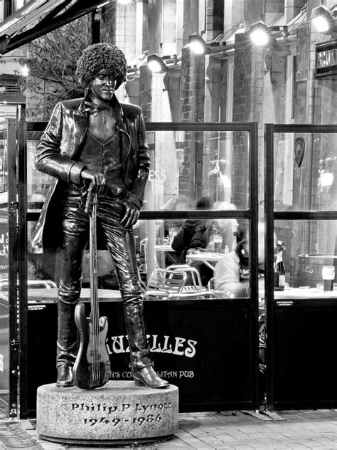 Phil Lynott Statue - Dublin Photograph by Barry O Carroll - Fine Art ...