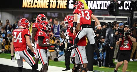 Stetson Bennett, Georgia Set CFP Title Game Record with 38 First-Half Points vs. TCU | News ...