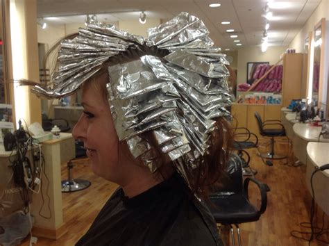 All over foil highlight and lowlight. [Light Master with 10 volume & 2 N with 10 volume] | Salon ...