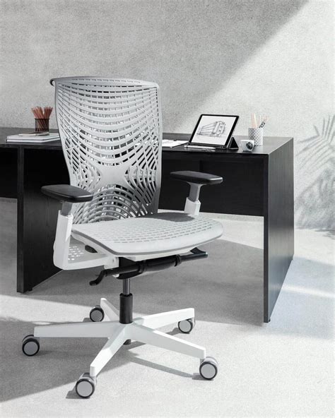 Autonomous Kinn Chair Review: What to Expect?