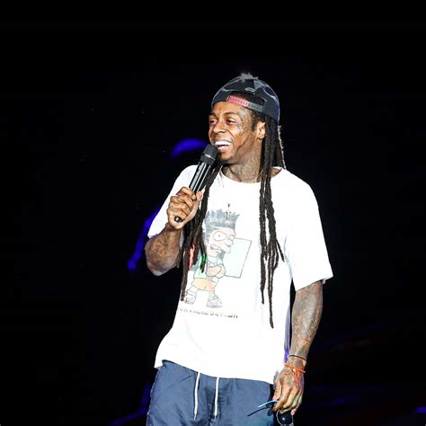 Lil Wayne - Age, Bio, Birthday, Family, Net Worth