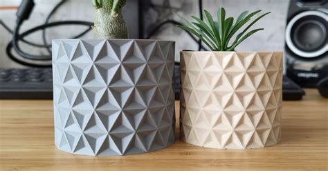 Tradicional Triangle Plant Pot and Planter by SASSy Design | Download free STL model ...
