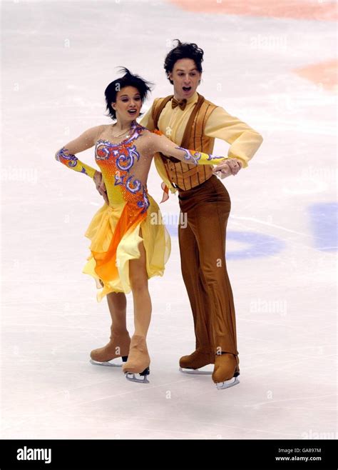 Winter Olympics - Salt Lake City 2002 - Figure Skating - Ice Dancing - Compulsory Dance Stock ...