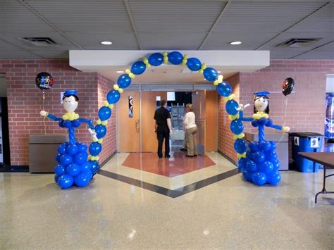 A Balloon Creation, Inc.: January 2013 | Graduation party centerpieces ...