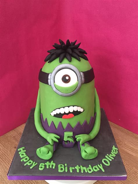 Hulk minion cake | Minion cake, Minions, Cake decorating