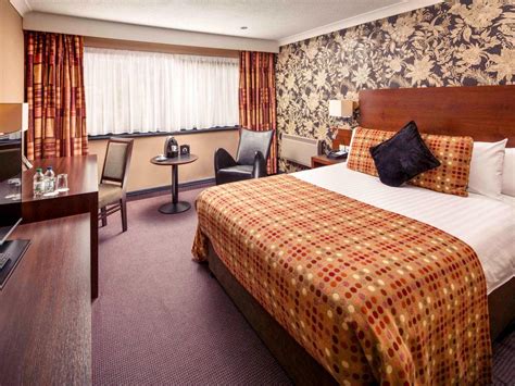 Mercure Livingston Hotel in United Kingdom - Room Deals, Photos & Reviews