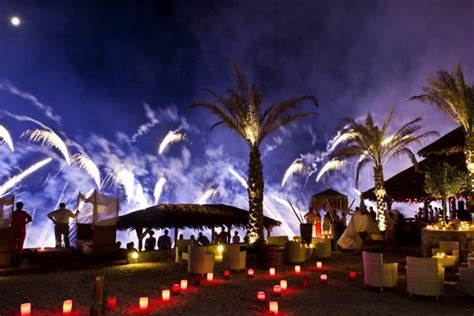 Beach wedding in Santorini ~ Weddings in Greece | Destination Weddings | Greek island weddings