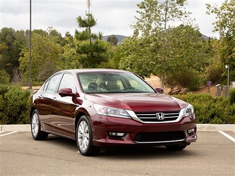 Midsize Sedan Comparison: 2015 Honda Accord - Kelley Blue Book