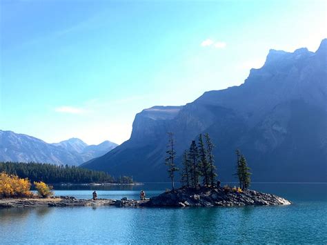 Lake Minnewanka trails restricted during grizzly feeding season ...