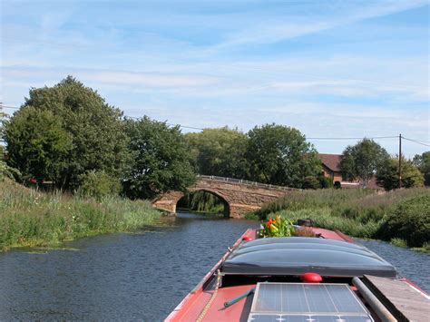 Selby Canal - another bridge strike ! - Stoppages - Canal World