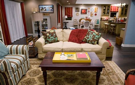 Dunphy House Layout : The apartment in The Big Bang Theory is America's favorite ... - Is this ...