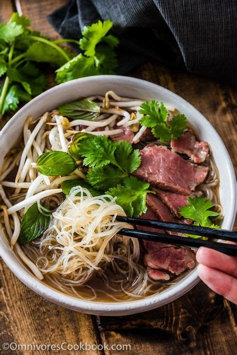 Easy Vietnamese pho noodle soup - Want to get a hearty bowl of Vietnamese pho noodle soup on the ...