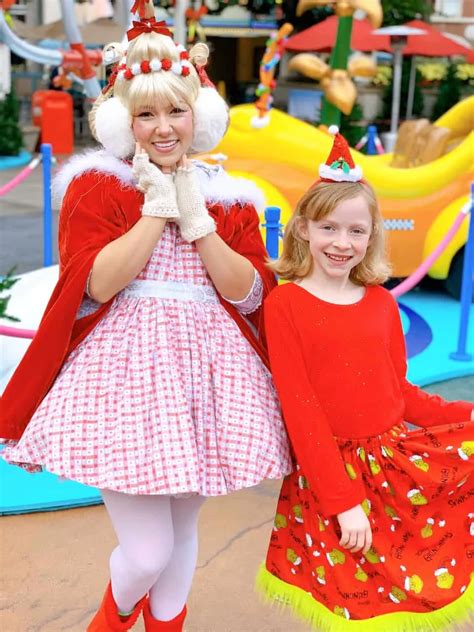 Best Tips For Attending Grinchmas at Universal Studios Hollywood ...