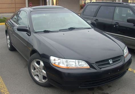 2000 Honda Accord EX V6 - Sedan 3.0L V6 auto