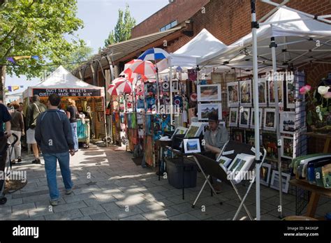 Portland saturday market hi-res stock photography and images - Alamy