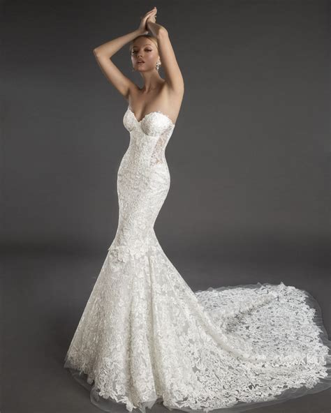 Strapless Sweetheart Neckline Lace Mermaid Wedding Dress | Kleinfeld Bridal