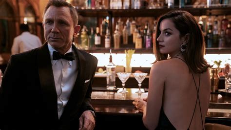 Daniel Craig On Female Bond: 'There Should Simply Be Better Parts For ...