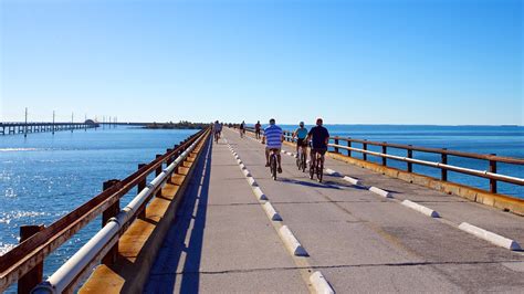 Seven Mile Bridge in Marathon, Florida | Expedia