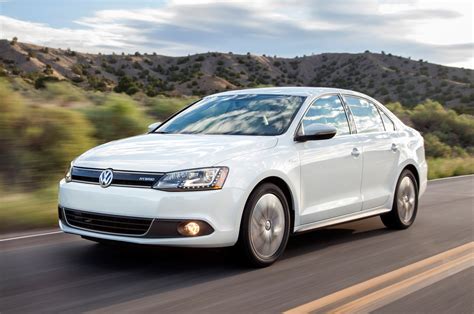 Volkswagen Discontinues Jetta Hybrid as Brand Lineup Gets Leaner