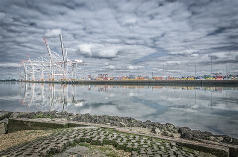 Southampton Docks – cranbury attic photography