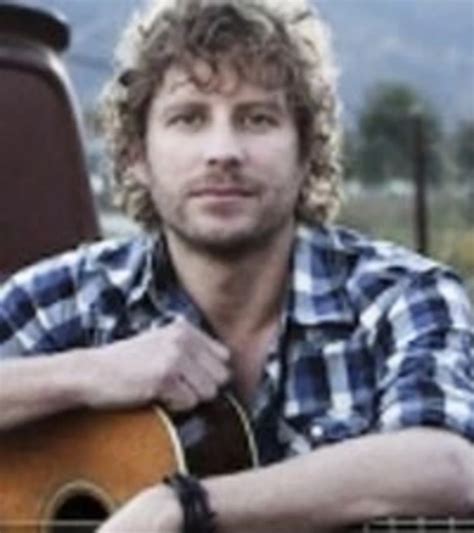 Dierks Bentley Invites Fans Into the Studio