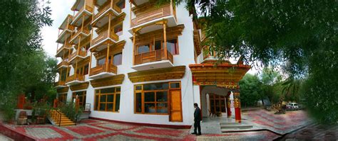 Pin on Leh Ladakh Hotels