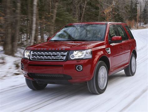 Land Rover Freelander 2 Photos and Specs. Photo: Land Rover Freelander ...