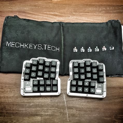 Mitosis wireless split keyboard - Mechkeys.tech