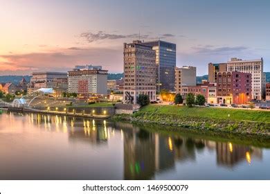 Charleston West Virginia Usa Downtown Skyline Stock Photo 1052360456 ...