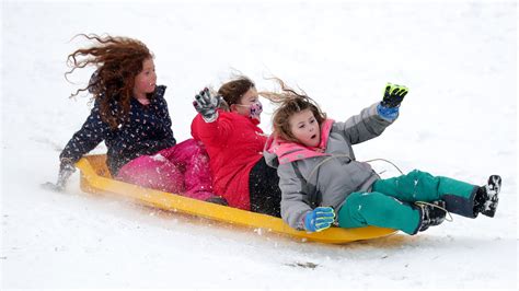 Where are the best sledding hills in the Milwaukee area, Waukesha?