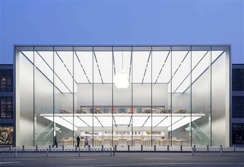 Foster + Partners debuts Apple store in China to usher in the Chinese ...