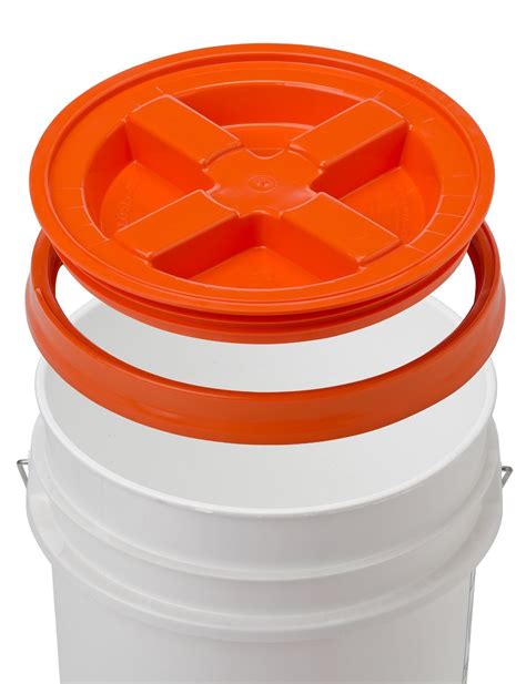 5 Gallon White Bucket & Gamma Seal Lid - Food Grade Plastic Pail ...