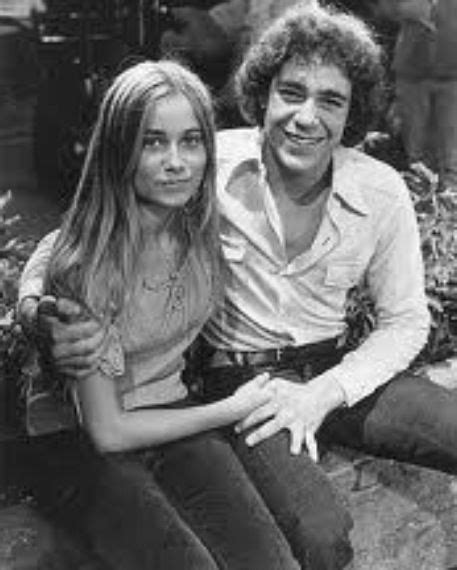 Greg and Marcia Brady...:) Barry Williams and Maureen McCormick. On the ...