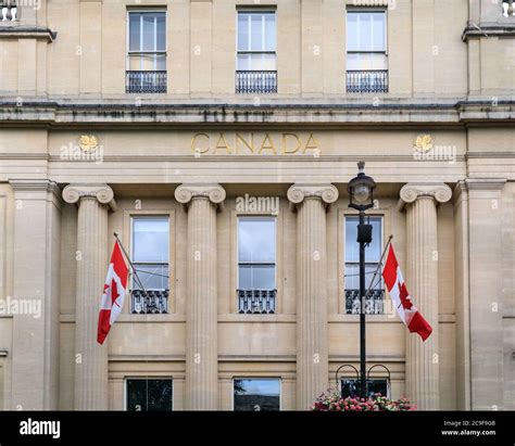 Canadian embassy london hi-res stock photography and images - Alamy