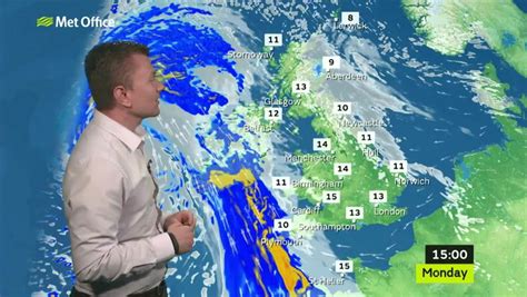 Belfast weather set to exceed top European destinations - Belfast Live