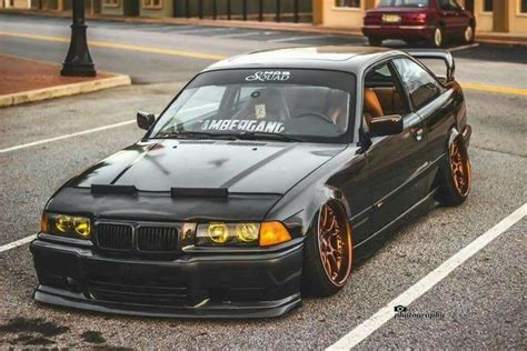 BMW E36 3 series black slammed stance Cambergang | Bmw, Bmw e36, Bmw sport